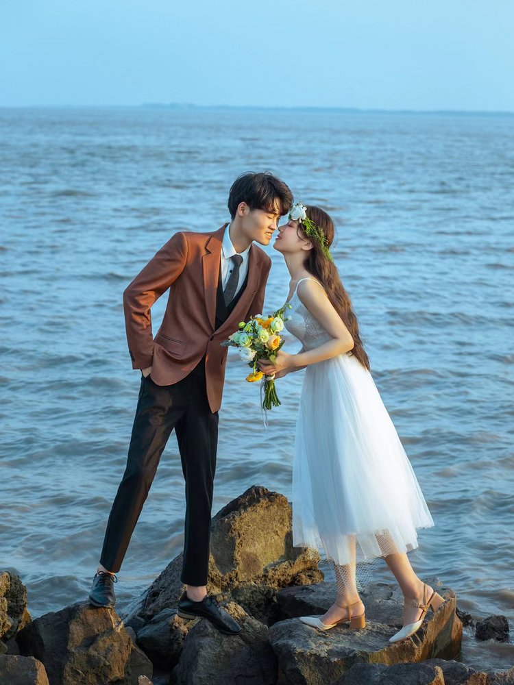 绍兴婚纱照 电影感海景礁石婚纱照·不期而遇婚纱摄影