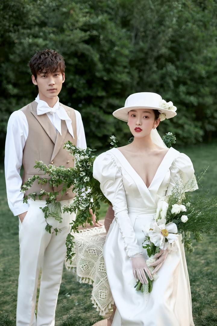 法式草坪上的森系小清新婚纱照,浪漫至极-三门婚纱摄影
