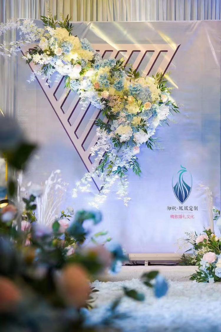 知秋凤凰婚礼策划-蓝色梦幻之缘