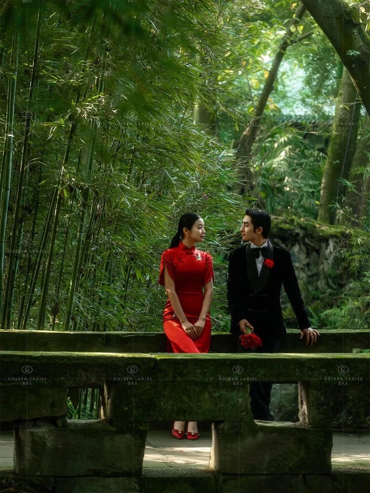 无限心动 的复古园林婚纱照