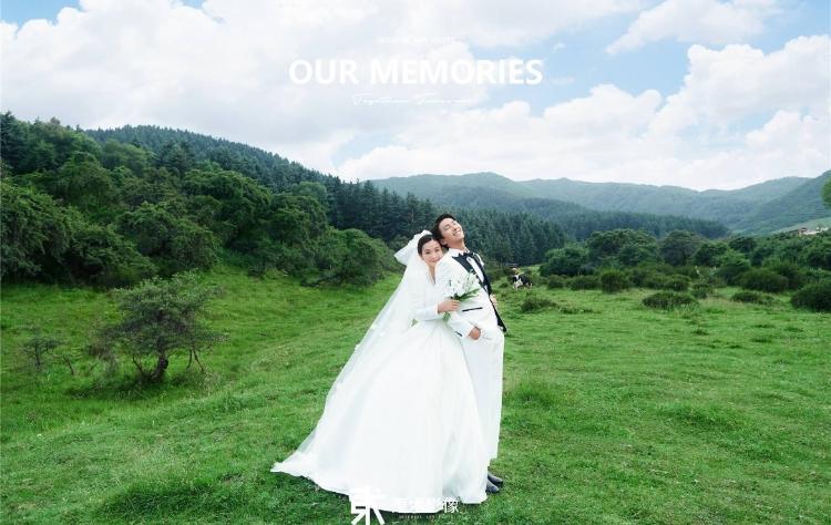 西宁婚纱摄影:森系山顶草坪婚纱照