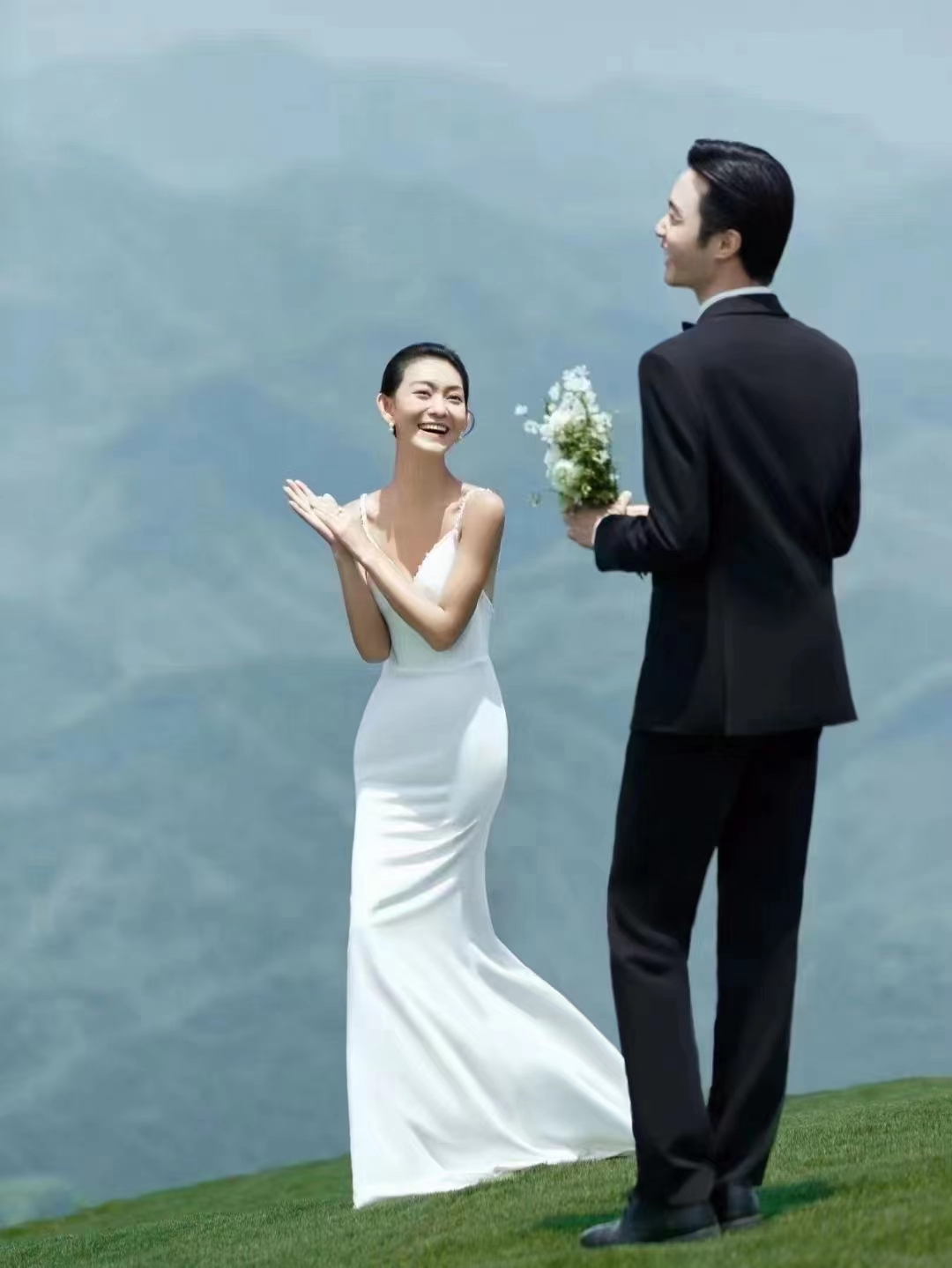 极简山顶婚纱照