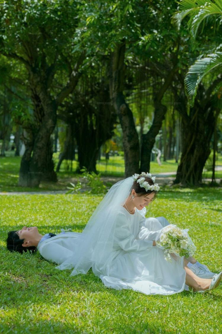 伯爵丽莎婚纱摄影--《小清新》