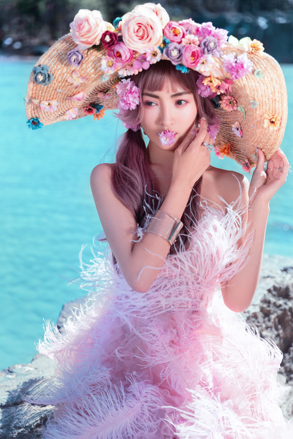 丽江蓝月谷，粉纱个性婚纱照