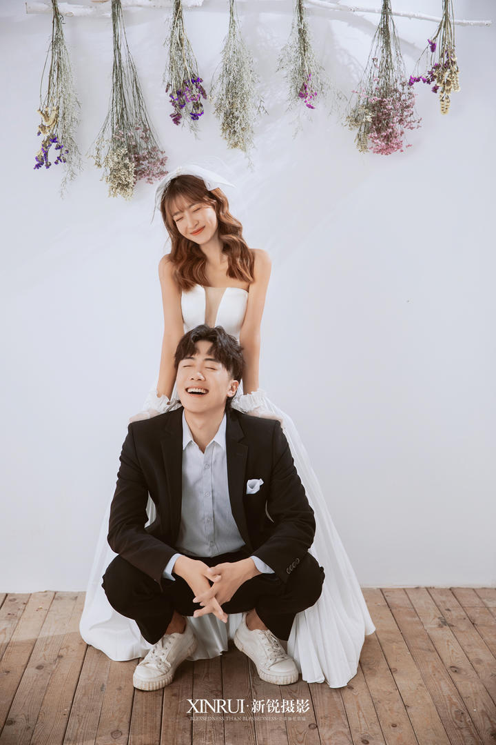 父母逢人就夸的简约婚照,一眼心动不已