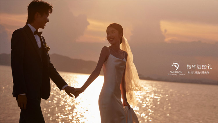 信阳婚纱摄影:温柔风海景夕阳婚纱照