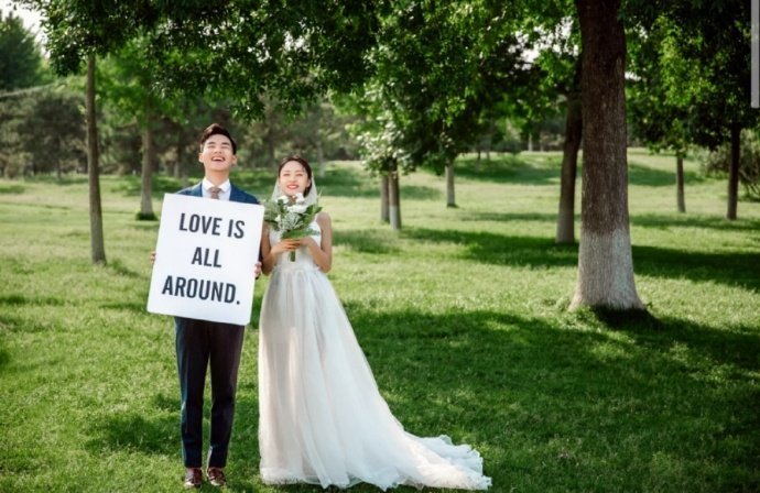 天水户外草坪森系婚纱照