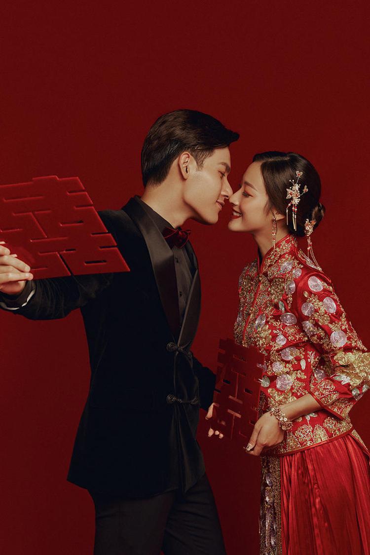 室内婚纱照图片,中式喜嫁秀禾婚纱照