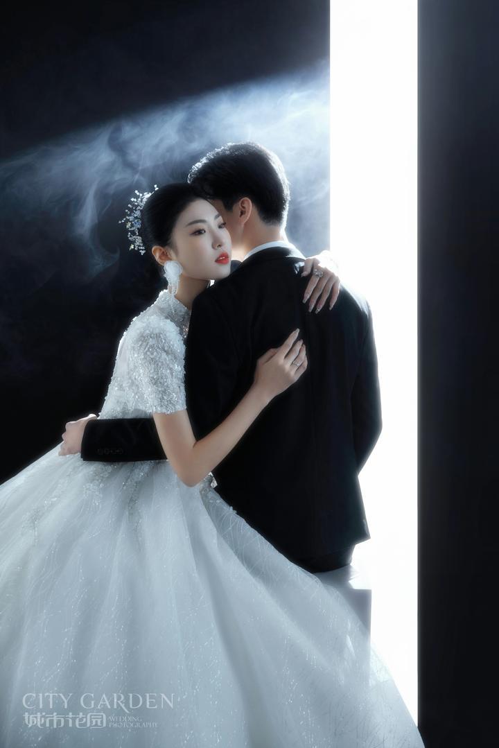 北京城市花园婚纱照推荐 很好看的光影婚纱照!备婚强烈推荐!