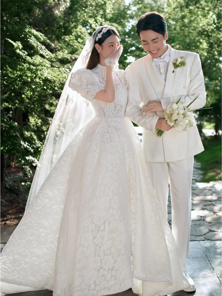 精致感园林婚纱照 如诗如画的浪漫篇章