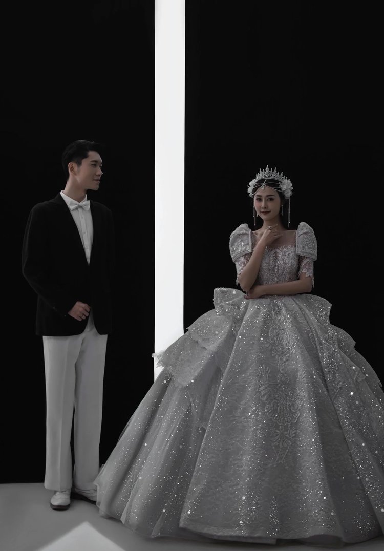 谁能拒绝这样的高级感满满婚纱照