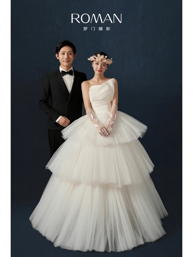 极简油画风婚纱照 轻复古的甜蜜浪漫