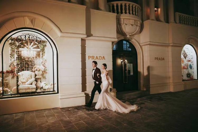 欧式教堂婚纱照 浪漫与神圣的融合