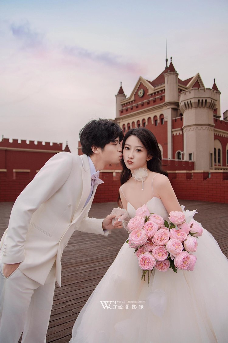 童话城堡婚纱照,东方影都