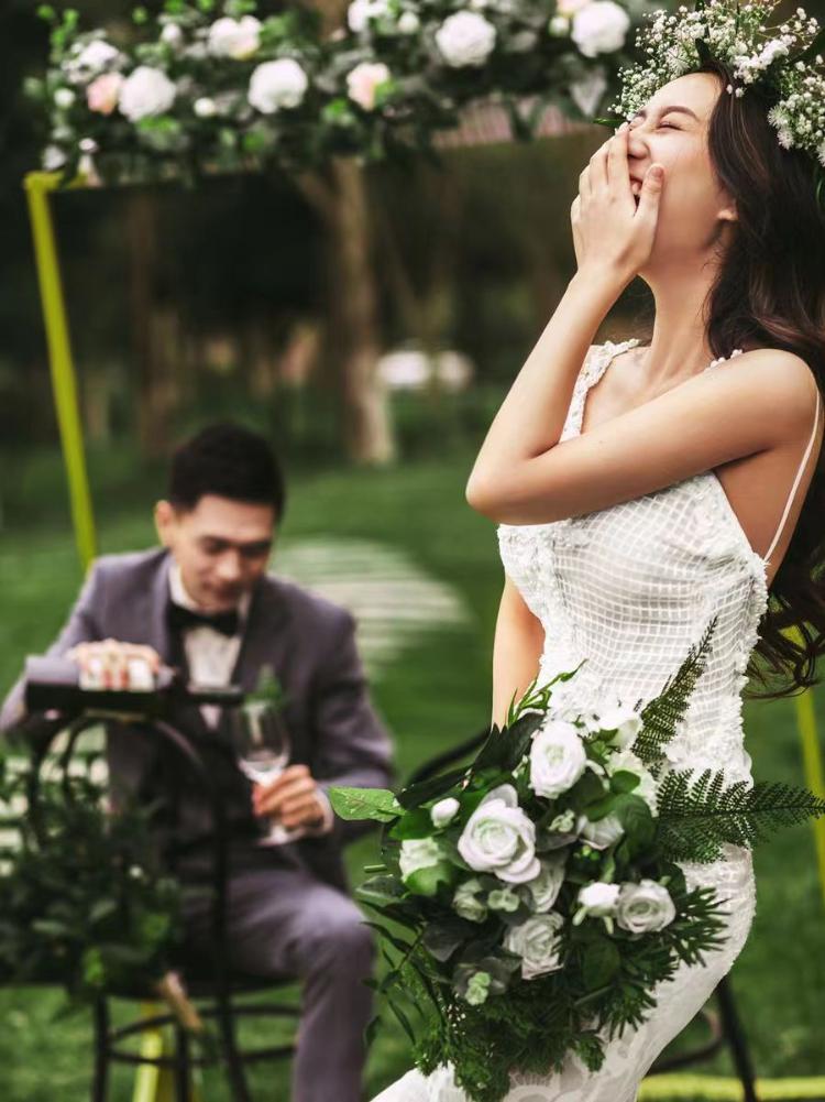 湛江薇薇新娘婚纱写真--幸福花架