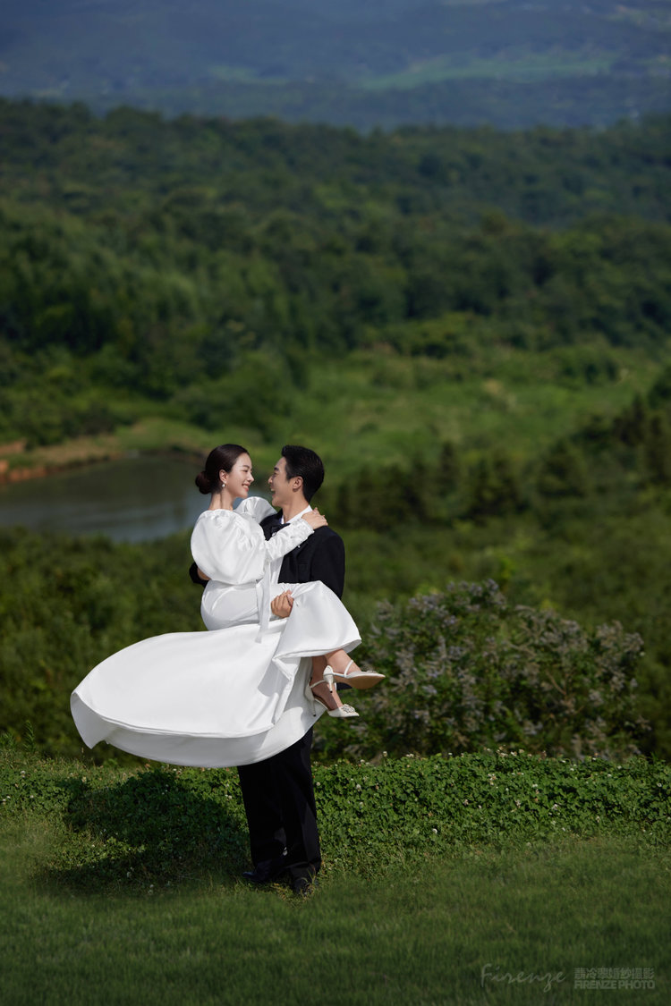 武汉拍婚纱照 山顶森系婚纱照