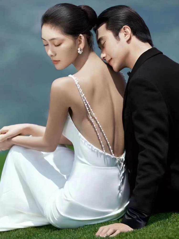 极简山顶婚纱照