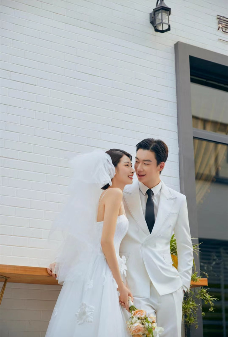 杭州婚纱照推荐,小众街拍婚纱照
