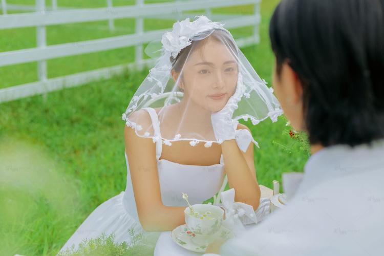 斑马映画原创摄影-爱丽丝花园婚纱照