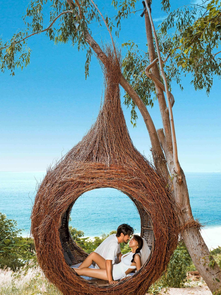绍兴·铂爵婚纱摄影·礁石海边婚纱照 蔚蓝色的婚纱照