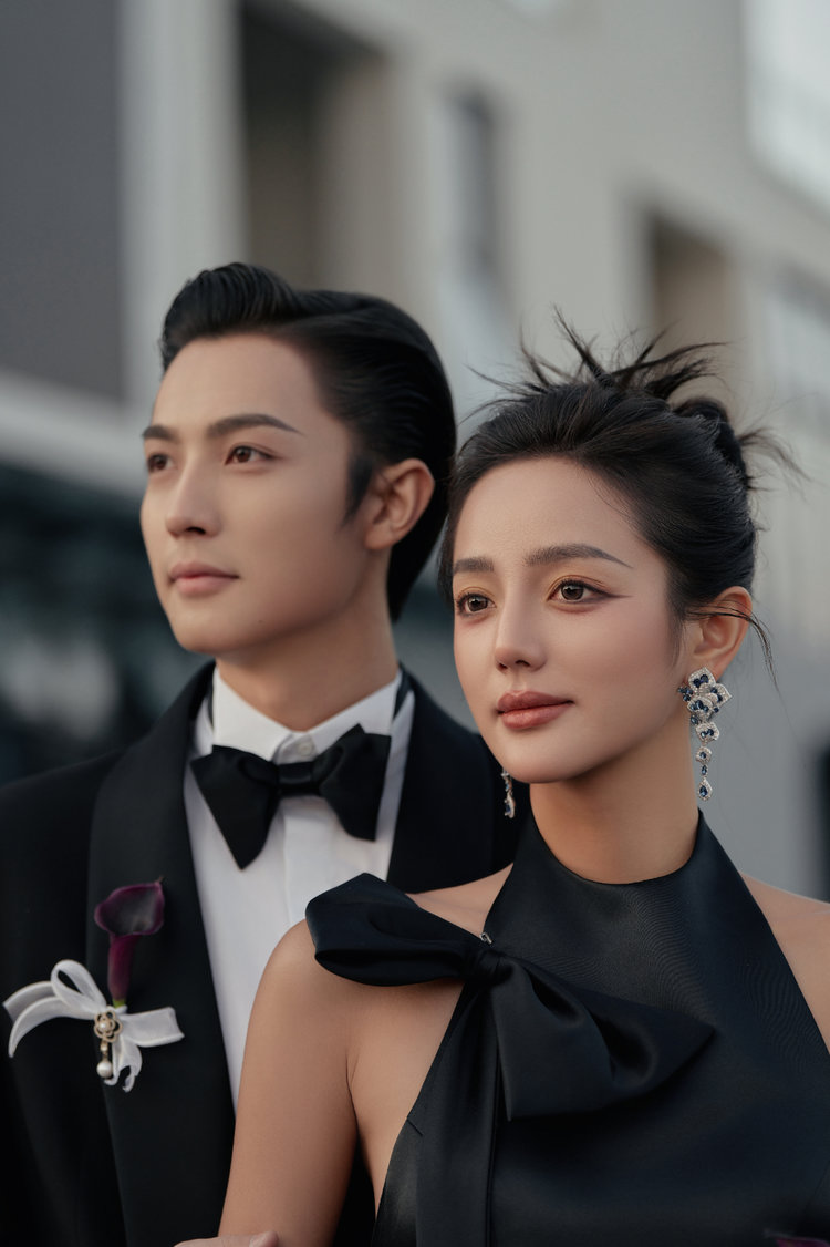 看了N遍还是很喜欢的时尚街拍婚纱照