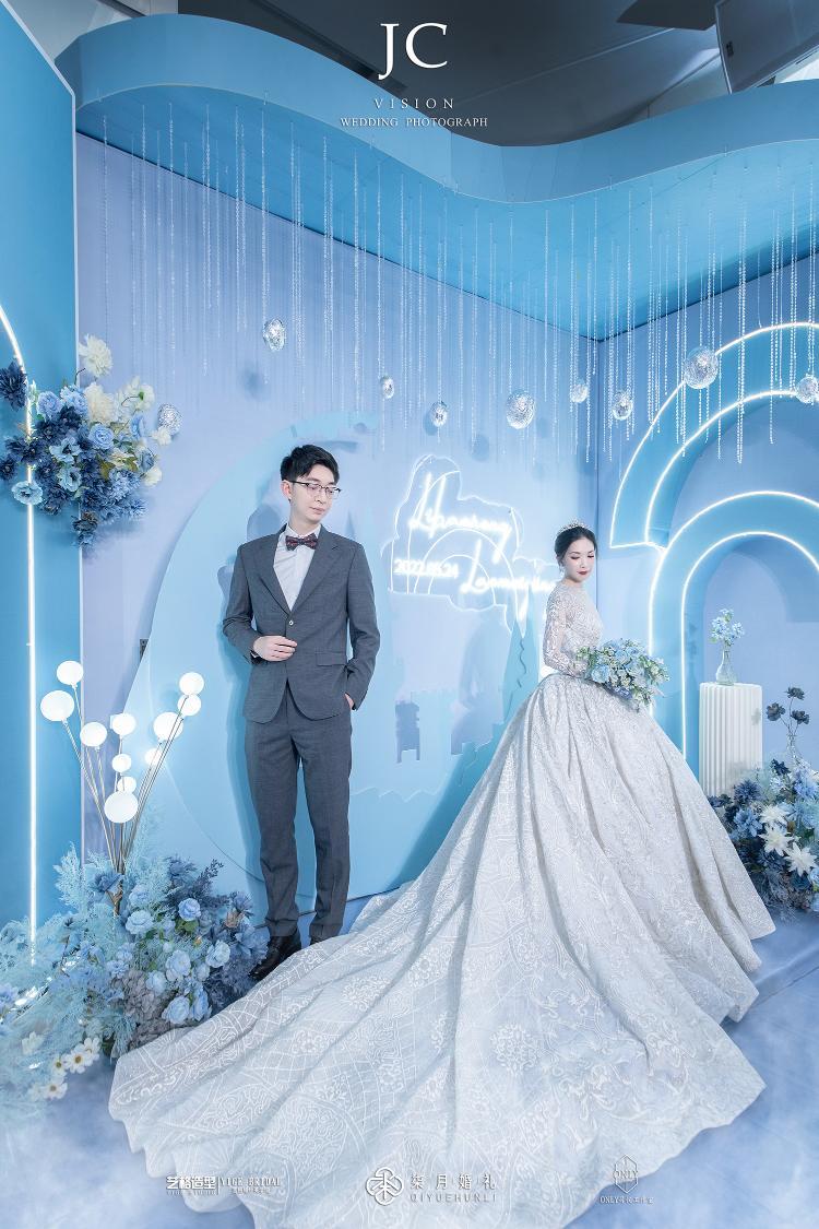 东莞婚礼策划:蓝色星空主题婚礼 浪漫梦幻婚礼布置