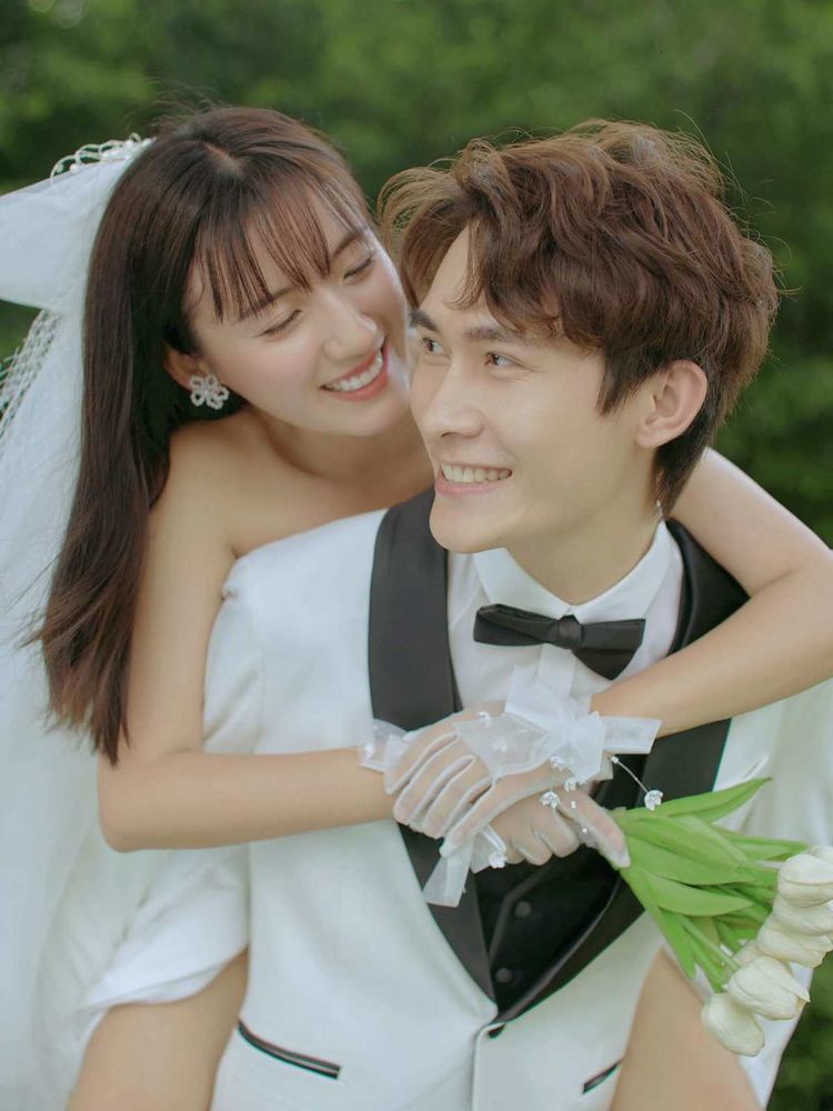 二沙岛,户外小清新草坪婚纱照