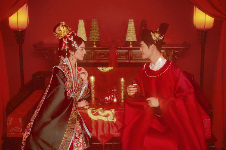 封神了‼婆婆夸爆的汉服婚纱照,北京婚纱照推荐