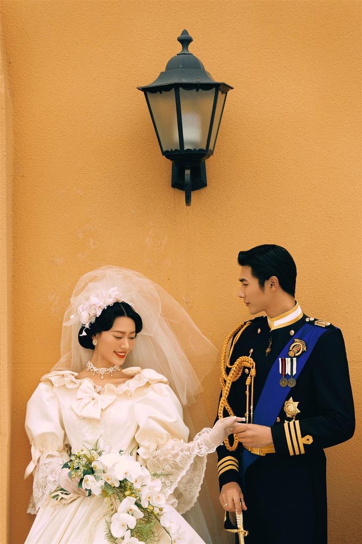 救命sos😍这个婚纱照也太上头了吧·卢浮宫婚纱摄影