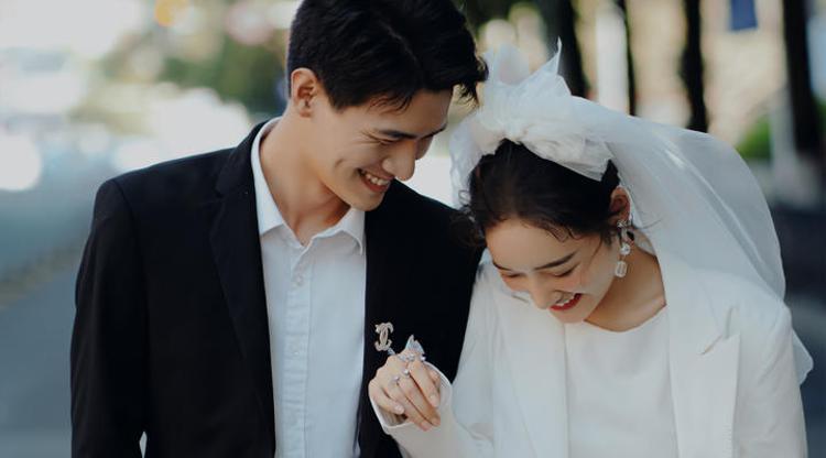 岛屿婚纱摄影--时尚街拍婚纱照
