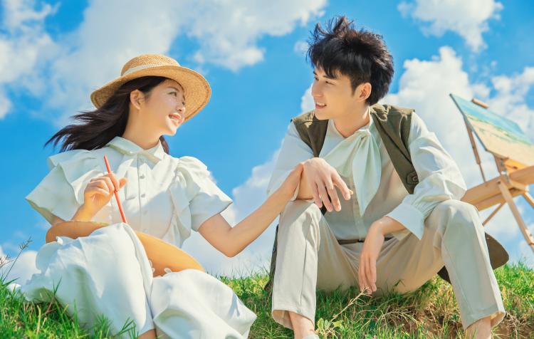 <起风了 > 主题婚纱摄影：青春动漫婚纱照