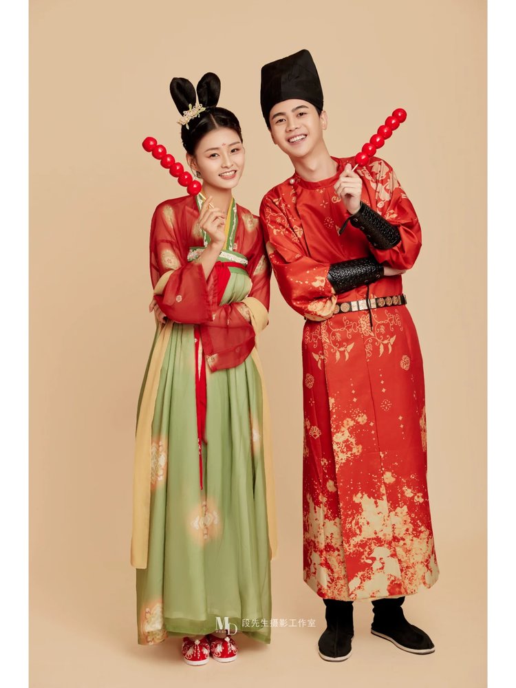超滿意的一組火爆全網 唐宮夜宴漢服婚紗照